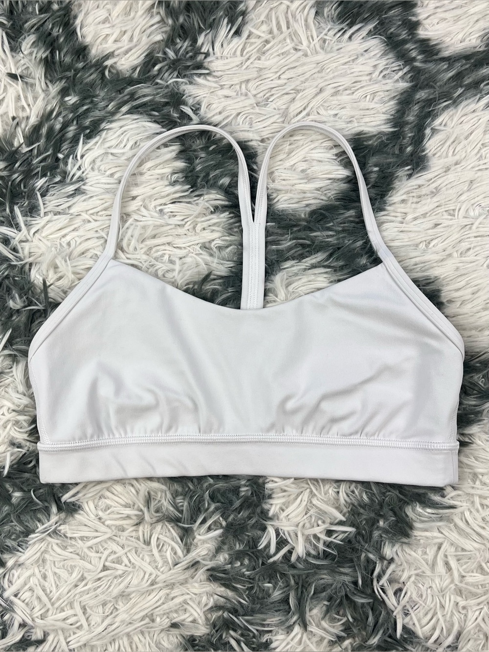 Lululemon Women’s White Flow Y Sports Bra Size 8